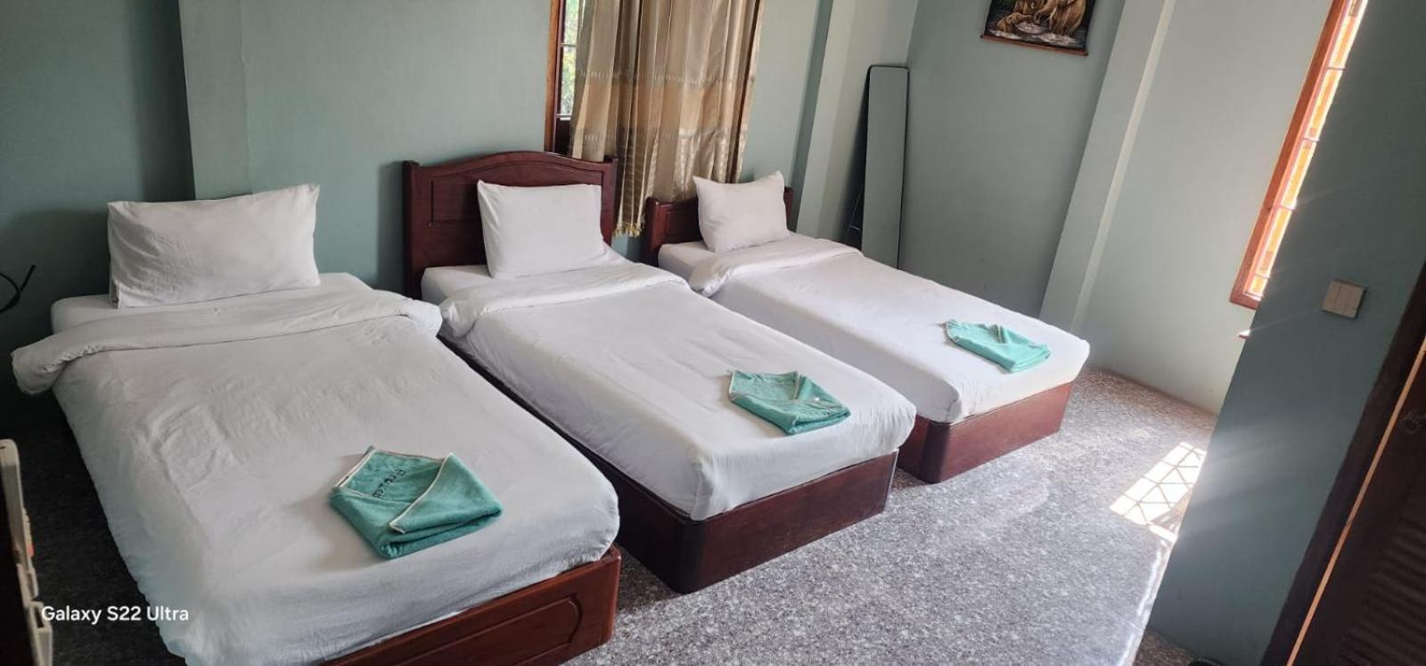 Thip Phavanh Guesthouse Muang Pakbèng Extérieur photo